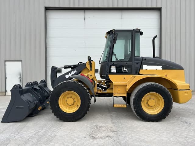 Image of John Deere 344K equipment image 2