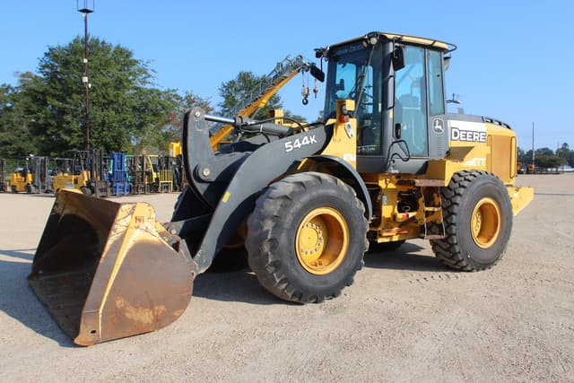 Image of John Deere 544K equipment image 4