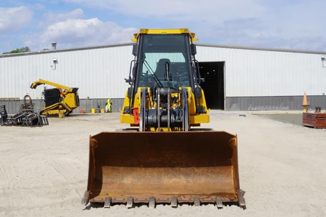 Image of John Deere 605K equipment image 2