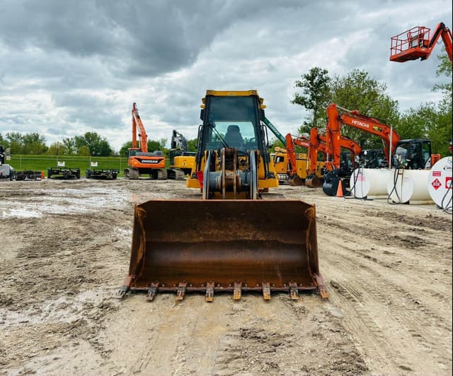 Image of John Deere 605K equipment image 1