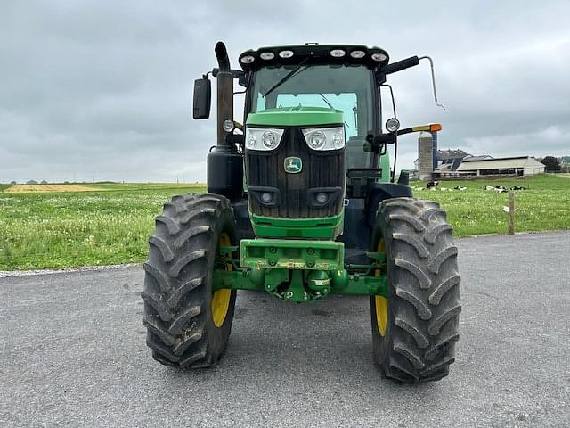 Image of John Deere 6215R equipment image 2