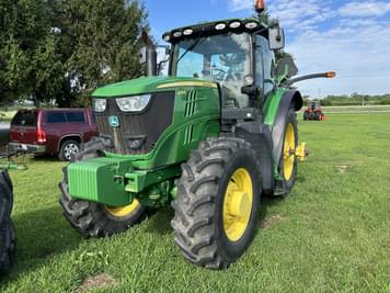 Main image John Deere 6215R