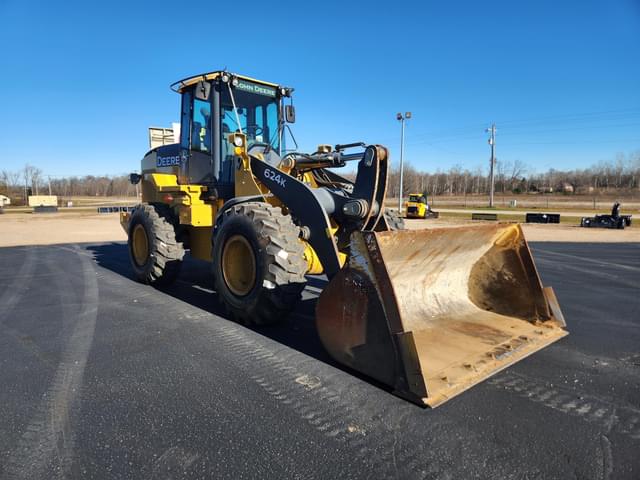 Image of John Deere 624K equipment image 4