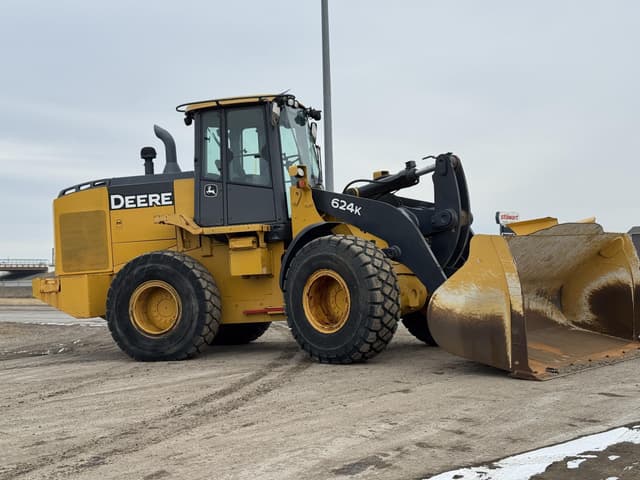 Image of John Deere 624K equipment image 4