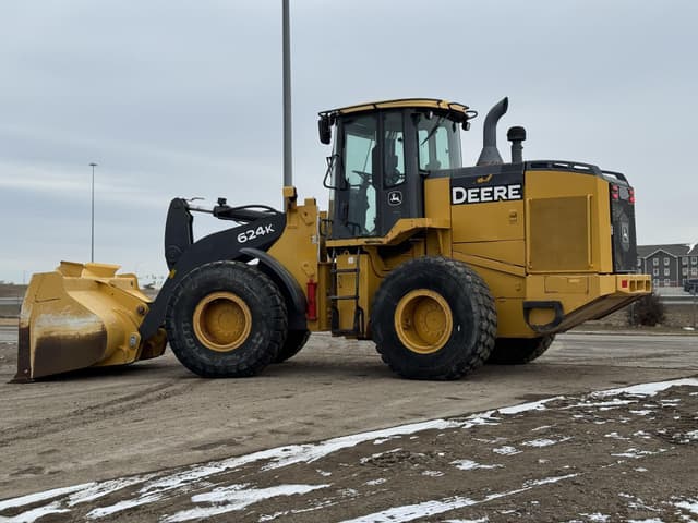 Image of John Deere 624K equipment image 1