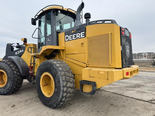 Image of John Deere 624K equipment image 3