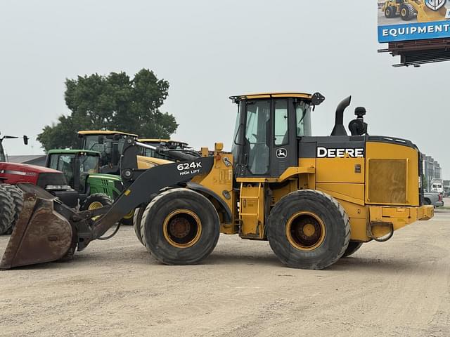 Image of John Deere 624K equipment image 1