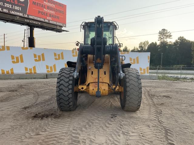 Image of John Deere 624K equipment image 1
