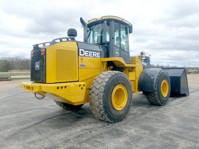 Image of John Deere 644K equipment image 4