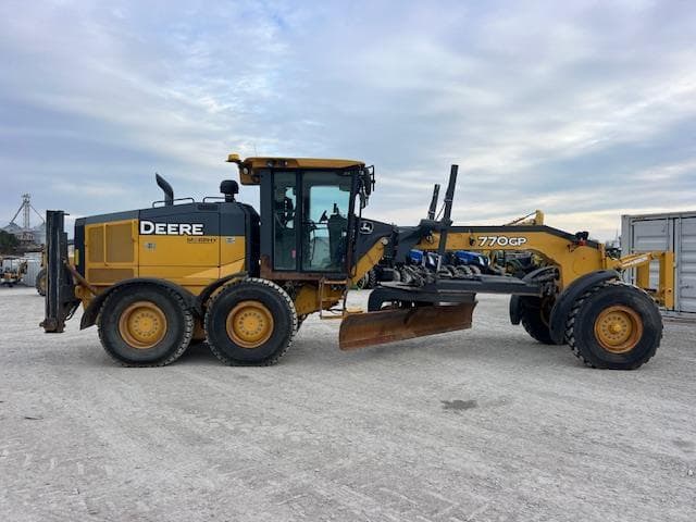 Image of John Deere 770GP equipment image 1