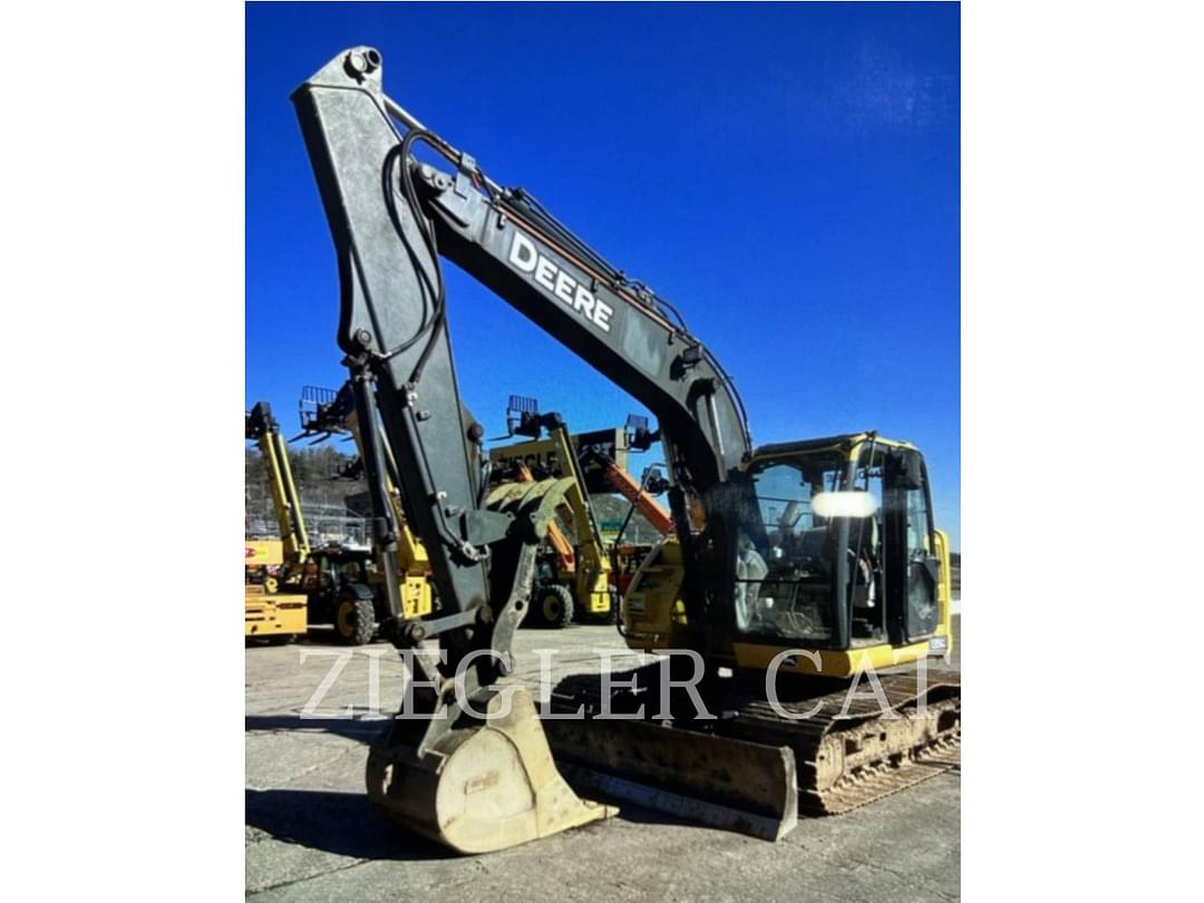 Image of John Deere 135G Primary image