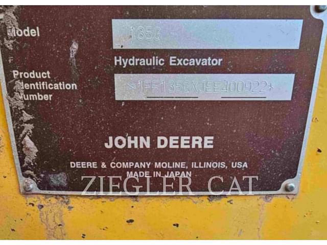 Image of John Deere 135G equipment image 4