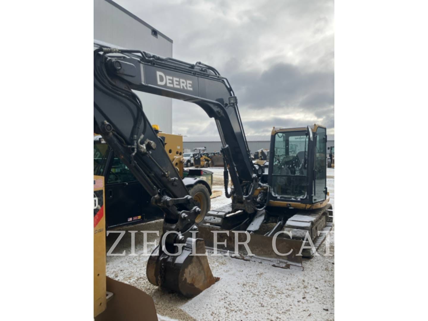 2015 John Deere 85G Equipment Image0