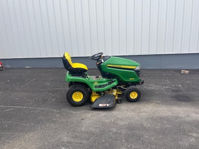 Image of John Deere X300 equipment image 2