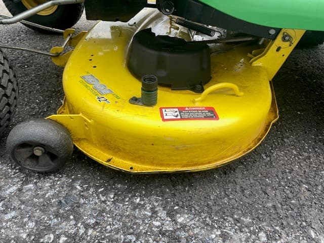 Image of John Deere X300 equipment image 1