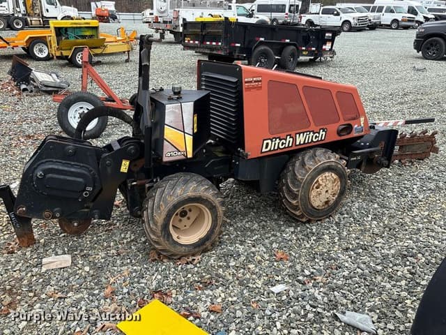 Image of Ditch Witch 410SX equipment image 3