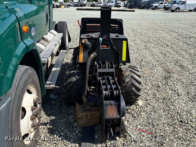Image of Ditch Witch 410SX equipment image 3