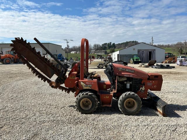 Image of Ditch Witch RT45 equipment image 3
