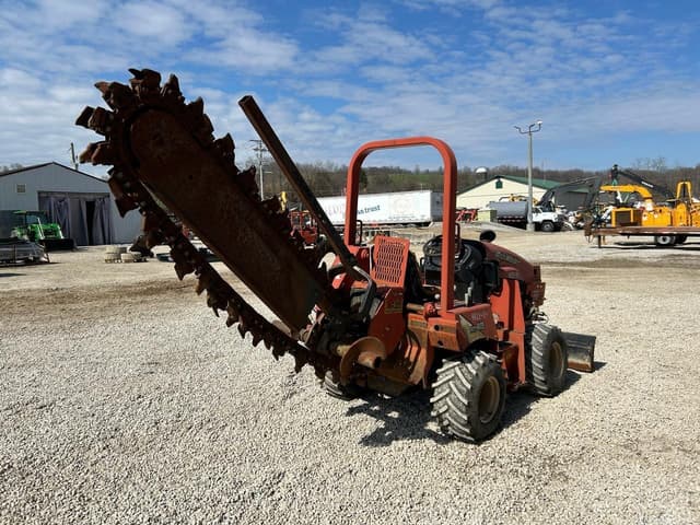 Image of Ditch Witch RT45 equipment image 2