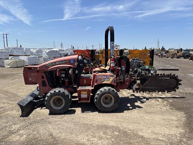 Image of Ditch Witch RT45 equipment image 4