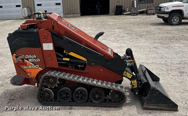 Image of Ditch Witch SK850 equipment image 3