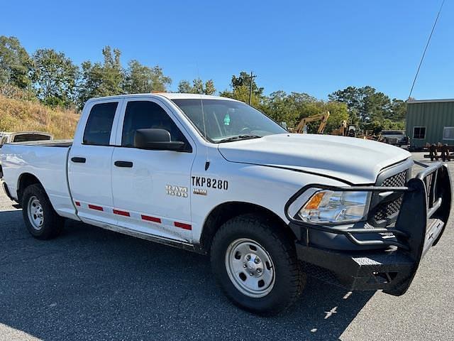 Image of Dodge Ram 1500 equipment image 4