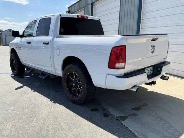 Image of Dodge Ram 1500 equipment image 2