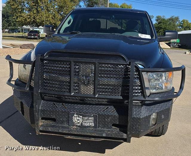 Image of Dodge Ram 1500 equipment image 1