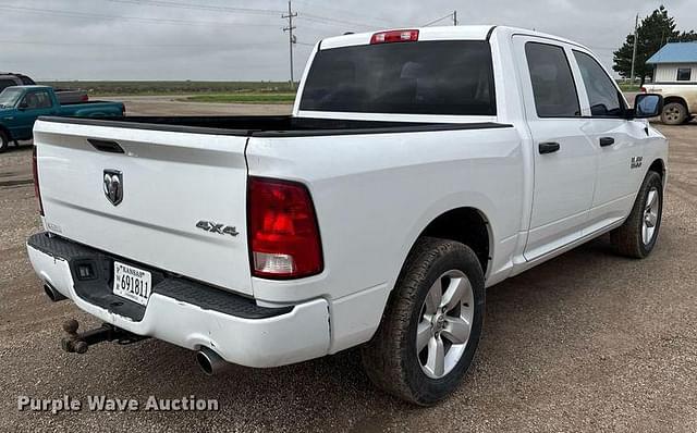 Image of Dodge Ram 1500 equipment image 4