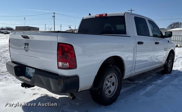 Image of Dodge Ram 1500 equipment image 4