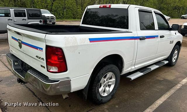 Image of Dodge Ram 1500 equipment image 4