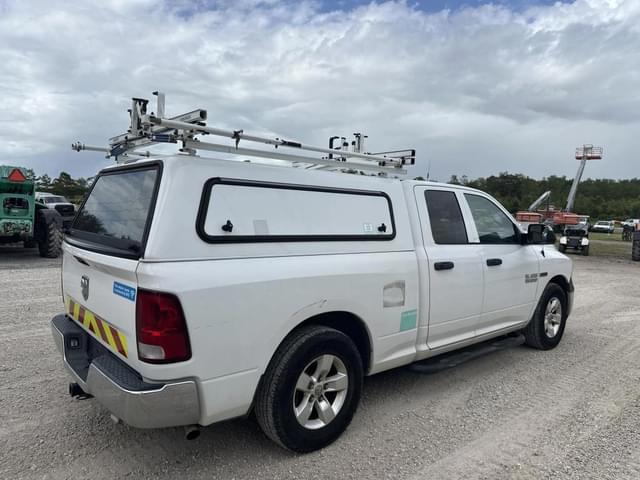 Image of Dodge Ram 1500 equipment image 2