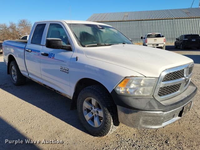 Image of Dodge Ram 1500 equipment image 2