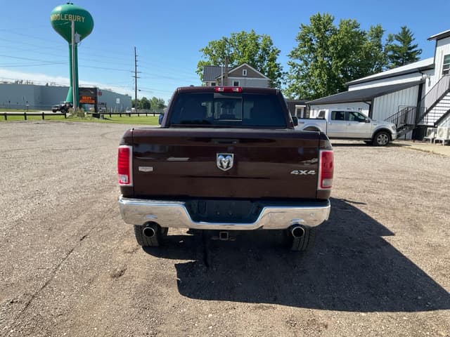 Image of Dodge Ram 1500 equipment image 3
