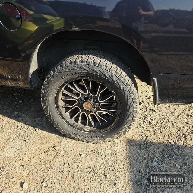 Image of Dodge Ram 1500 equipment image 2