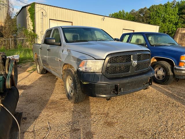 Image of Dodge Ram 1500 equipment image 1