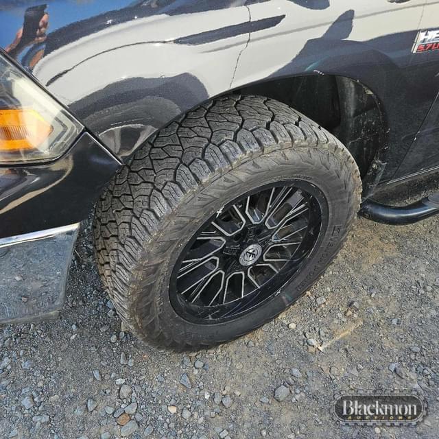 Image of Dodge Ram 1500 equipment image 1