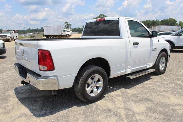 Image of Dodge Ram 1500 equipment image 2