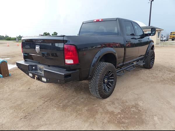 Image of Dodge Ram 2500 equipment image 4