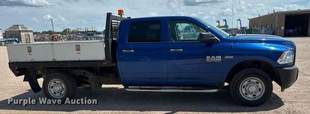 Image of Dodge Ram 2500 equipment image 3