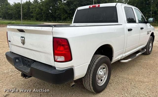 Image of Dodge Ram 2500 equipment image 4