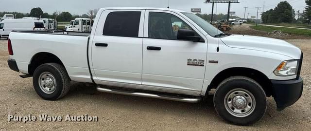 Image of Dodge Ram 2500 equipment image 3