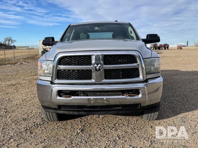 Image of Dodge Ram 2500 equipment image 3
