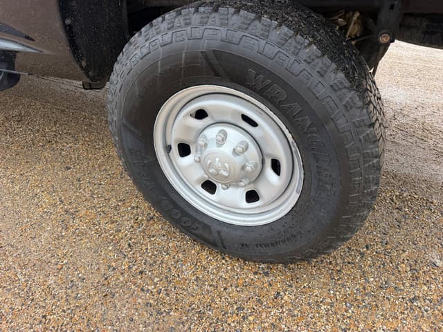Image of Dodge Ram 2500 equipment image 4