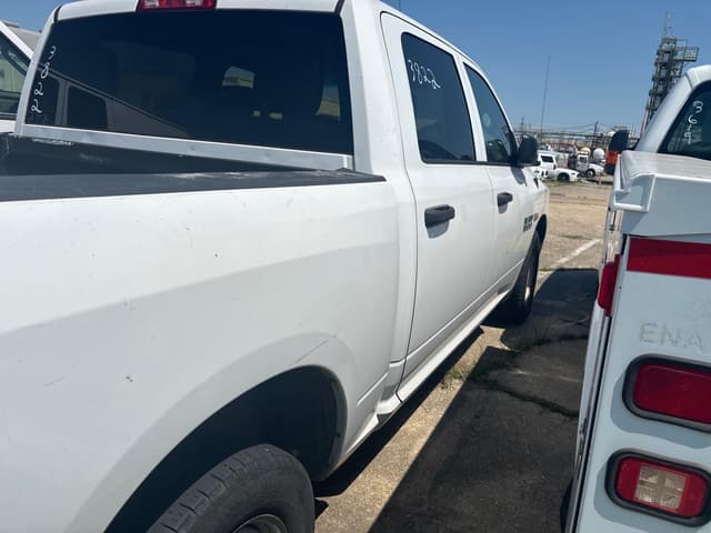 Image of Dodge Ram 2500 equipment image 3