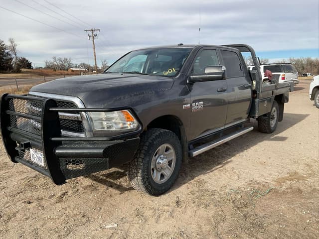 Image of Dodge Ram 2500 equipment image 4