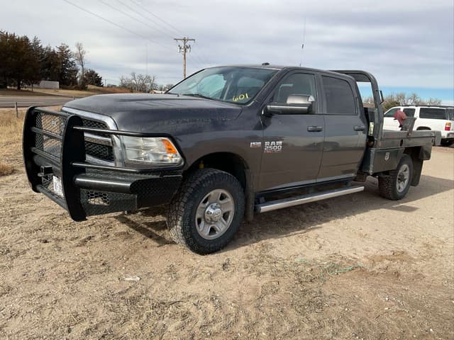 Image of Dodge Ram 2500 equipment image 1