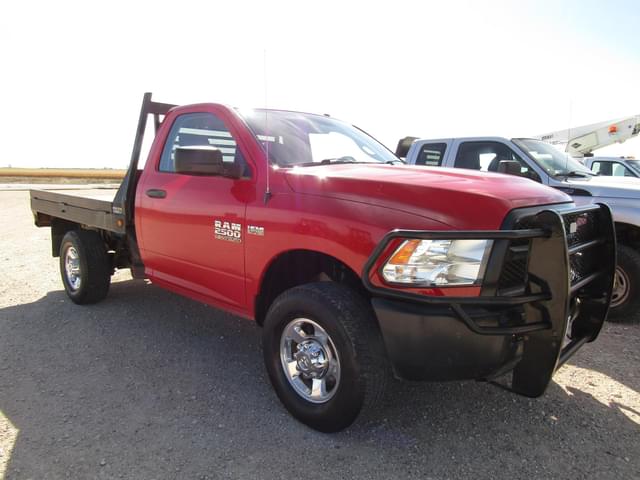 Image of Dodge Ram 2500HD equipment image 3