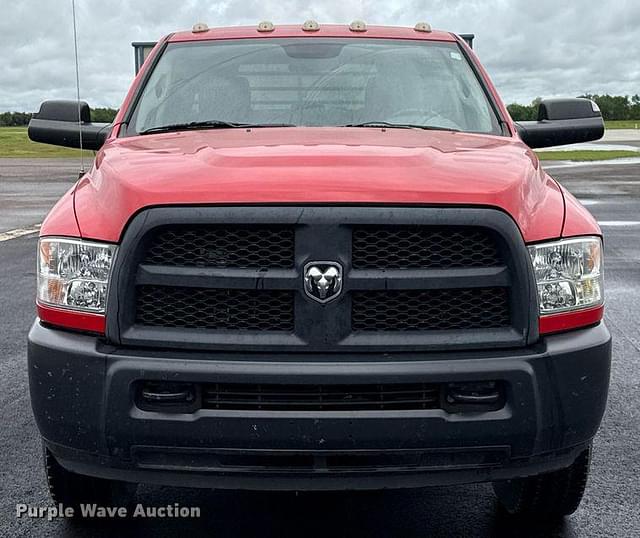 Image of Dodge Ram 3500 equipment image 1