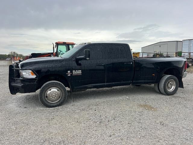 Image of Dodge Ram 3500 equipment image 1